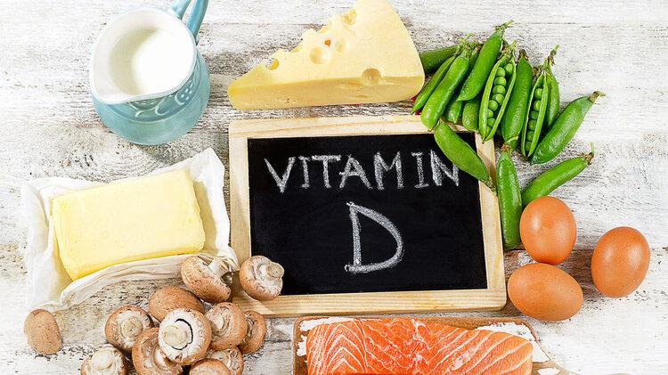 老了怕痴呆？再三提醒：不想大脑“老”太快，4个吃饭习惯尽早改