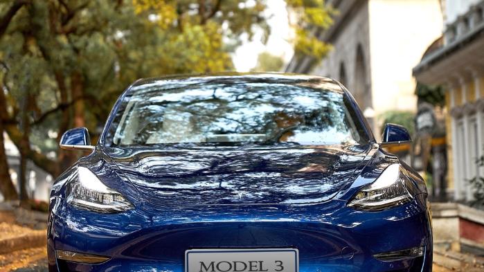 车身加长，内饰“精装”，新款特斯拉Model 3实车仅20万起