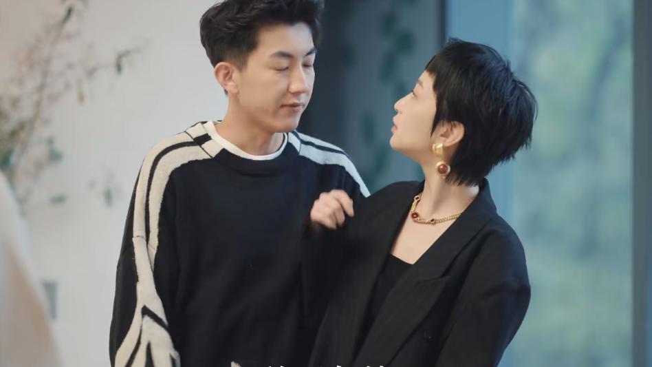 故乡别来无恙：求婚日遭背叛，苟丹丹的理智，给恋爱脑上了一课