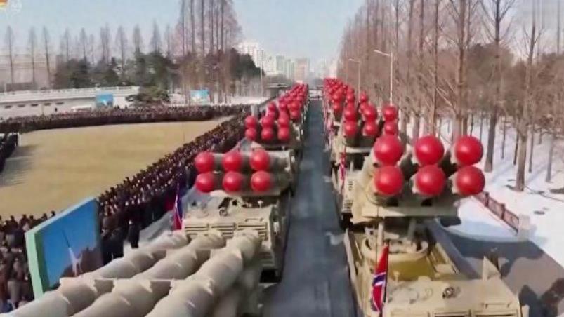 美承认失算，英媒称4管超大型火箭炮援俄，5倍音速覆盖乌克兰全境