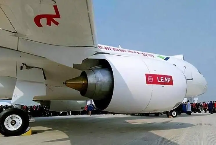 这一招狠，表面上是给马克龙面子，其实是在气美国