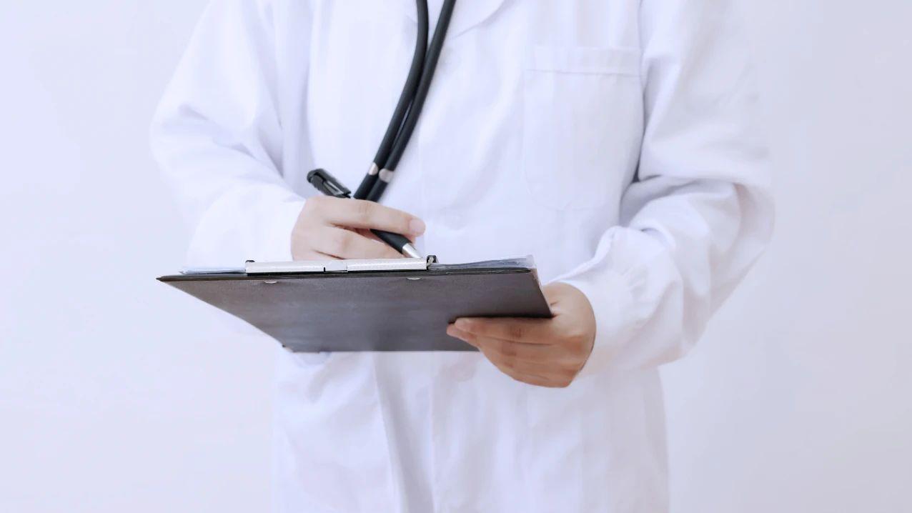 癌症并非绝症，它其实是一种可控可防的慢性病，不必“谈癌色变”