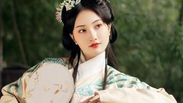 嫡公主的我和他成婚三年，他亲自率兵攻打我的母国，还让我沦为取悦众人的舞姬