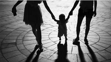 八万美元，买断了，养育之恩