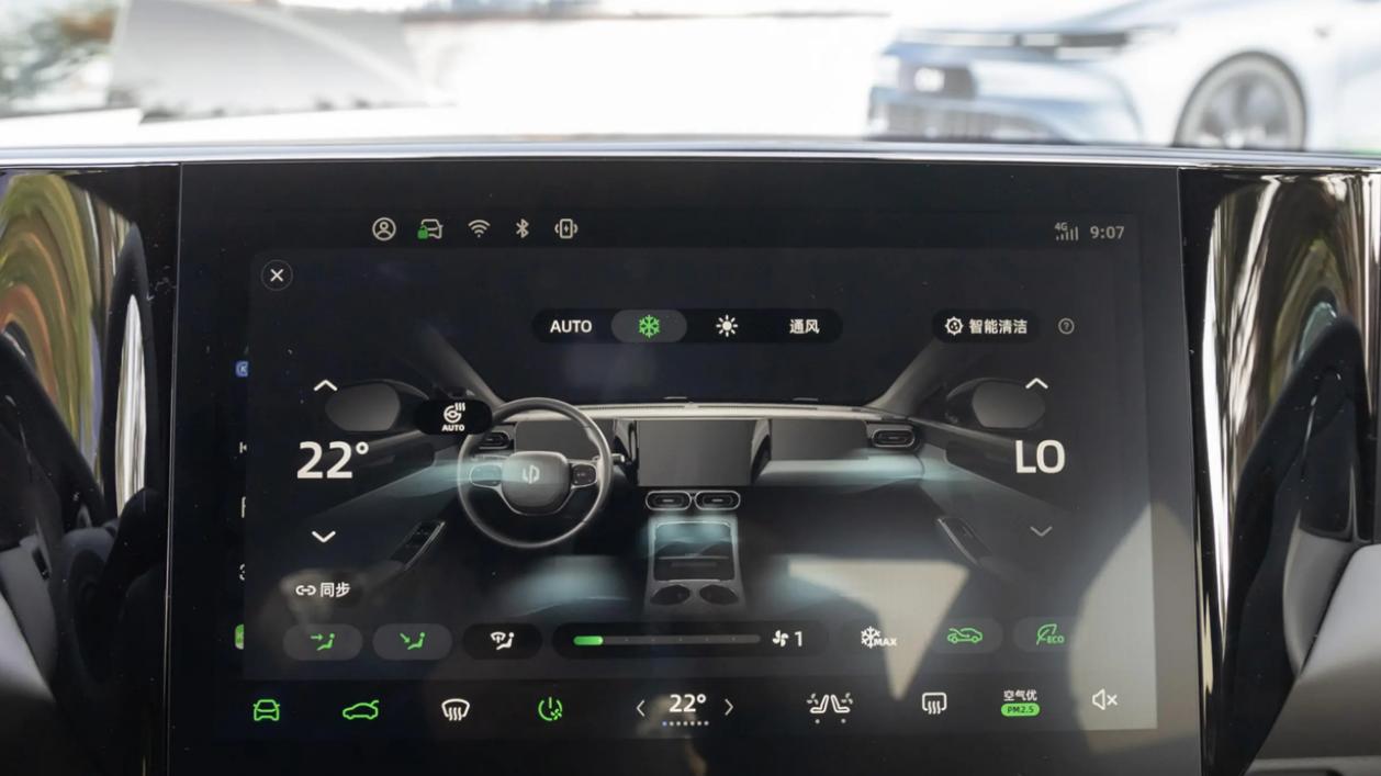 未上市就有10万订单，如今起售19.38万的C级车零跑C01交出答卷