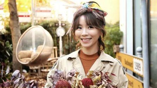 37岁女星结婚没上热搜，却因洁癖矫情引热议