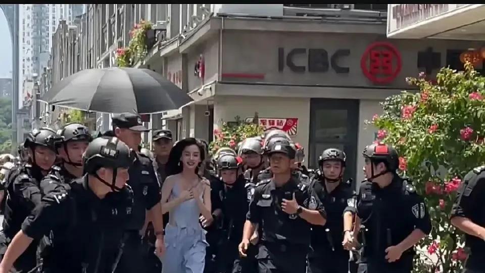 大家误会baby了！这几种情况下特警的确可以出动