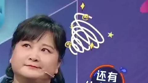 在贾玲的影视生涯中有两位重要的人物，一位是她的师父冯巩，一位是她的姐姐