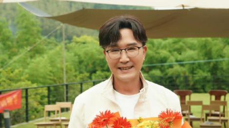 烟火人生，温情相伴—— 《后浪》触动人心