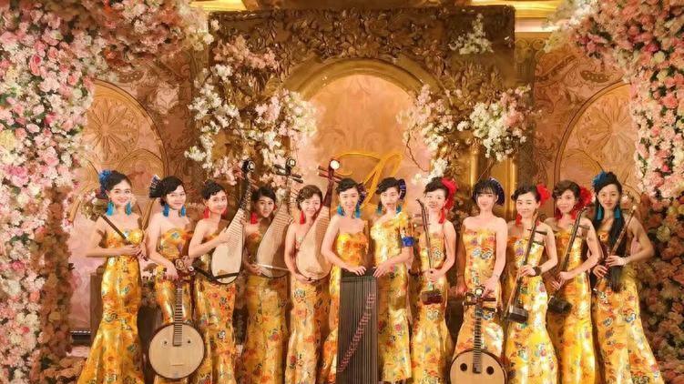 当年爆火的“女子十二乐坊”，放弃中国到日本发展，如愿了吗？