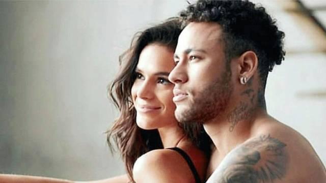 沙特球队吉达联合再加码，1.5亿欧报价萨拉赫，年薪对标C罗内马尔