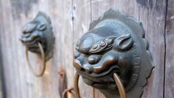 文化认同与身份建构：我们是谁，从哪里来，到哪里去？