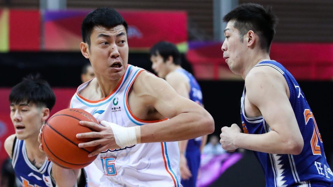 18分3板+19分6板！山东男篮锋线大将低调崛起，感谢王晗重点培养