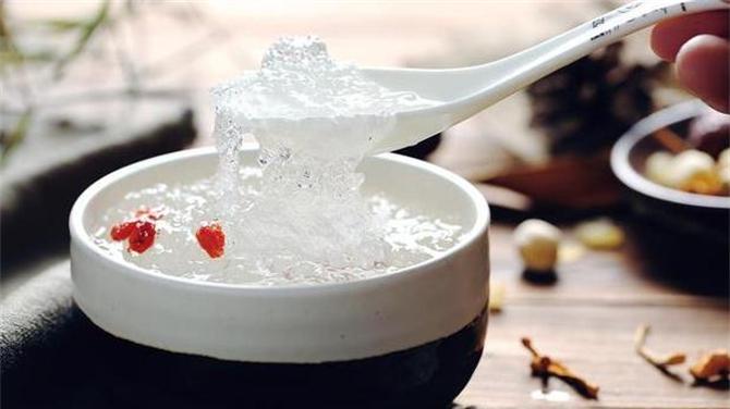 雪燕炖冰糖，饭后小甜点，植物燕窝，方法非常简单，建议收藏试试
