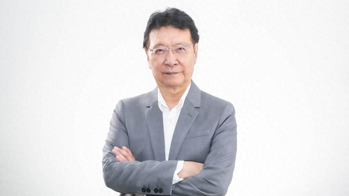 侯友宜的电话，郭台铭还是没有接，关键时刻，山东舰穿越台湾海峡！