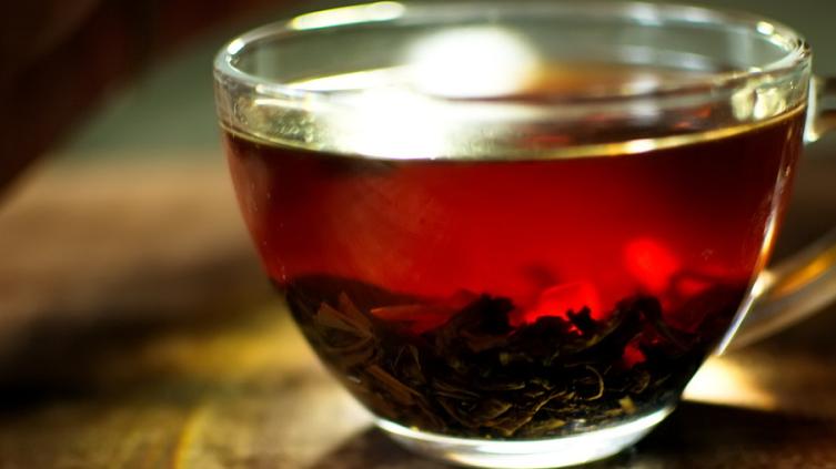 甲状腺结节|甲状腺结节患者不能喝浓茶？医生：不想结节飙升，3种 “水”千万要少喝