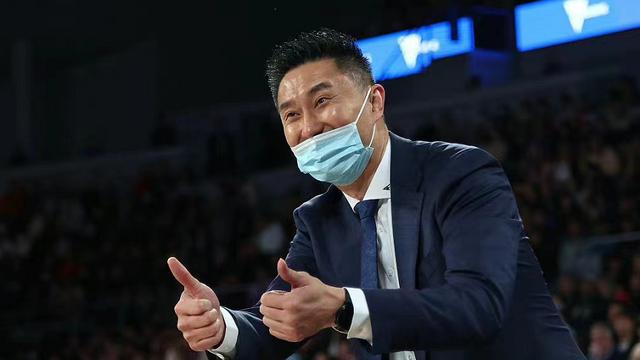 杜锋这一次真名声不保了，当事人贾昊出来回应了