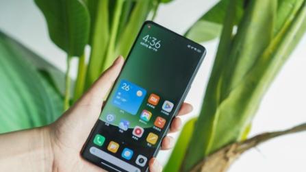 降价后更亲民，小米手机13 Ultra让你在智能手机市场脱颖而出