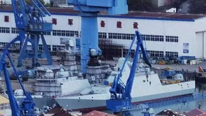 先进隐形护卫舰揭秘：全新舰炮设计或达57毫米，强大16单元850毫米垂直发射装置