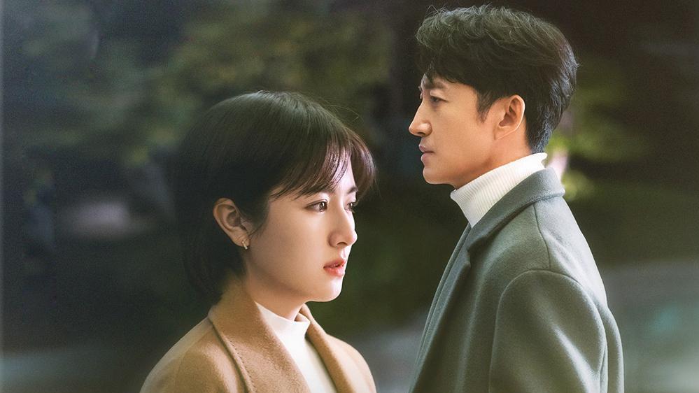 《一路朝阳》黎光李慕嘉人设皆崩，收视峰值却破2，难怪要换编剧