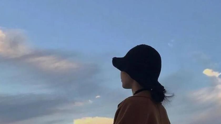 我妹帮看了8天孩子，就让我帮她小姑子安排工作，最后我们反目了