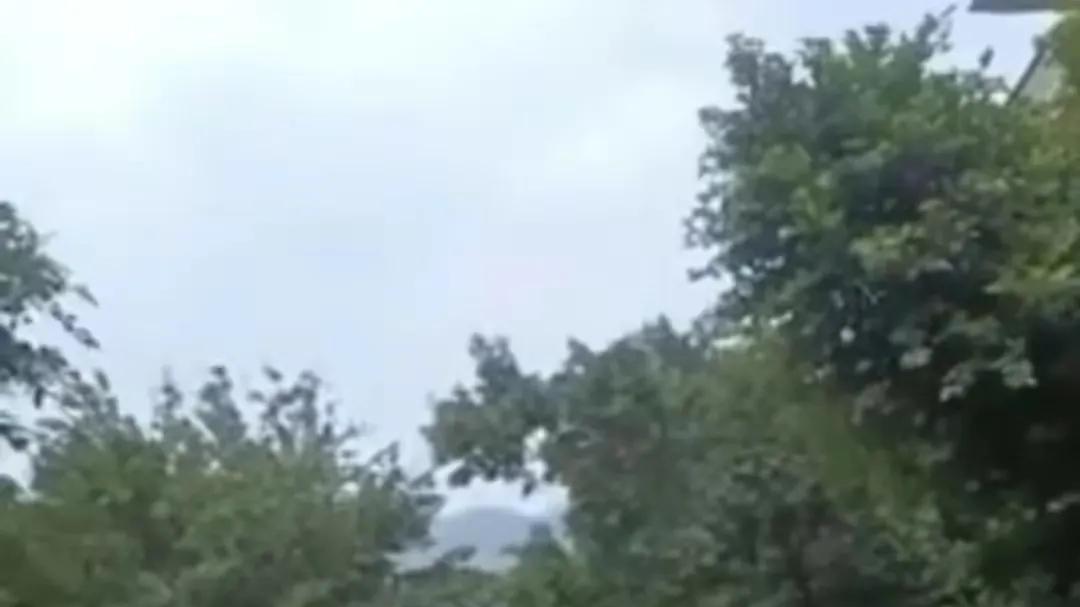 突发！重庆一小区发生重大刑案，死者是物业人员，行凶者是业主