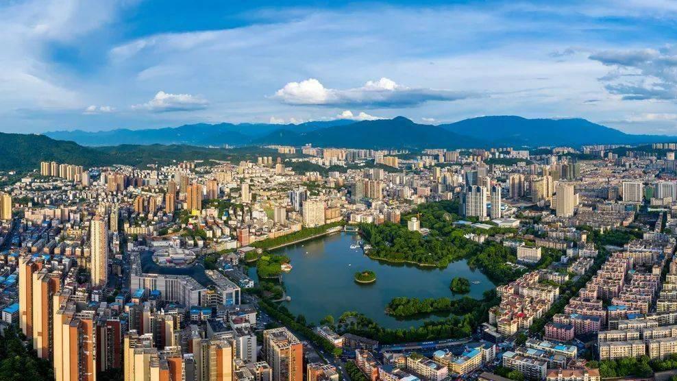 郴州2022年各地财政表现，资兴位居县区榜首，桂阳和永兴增速出色