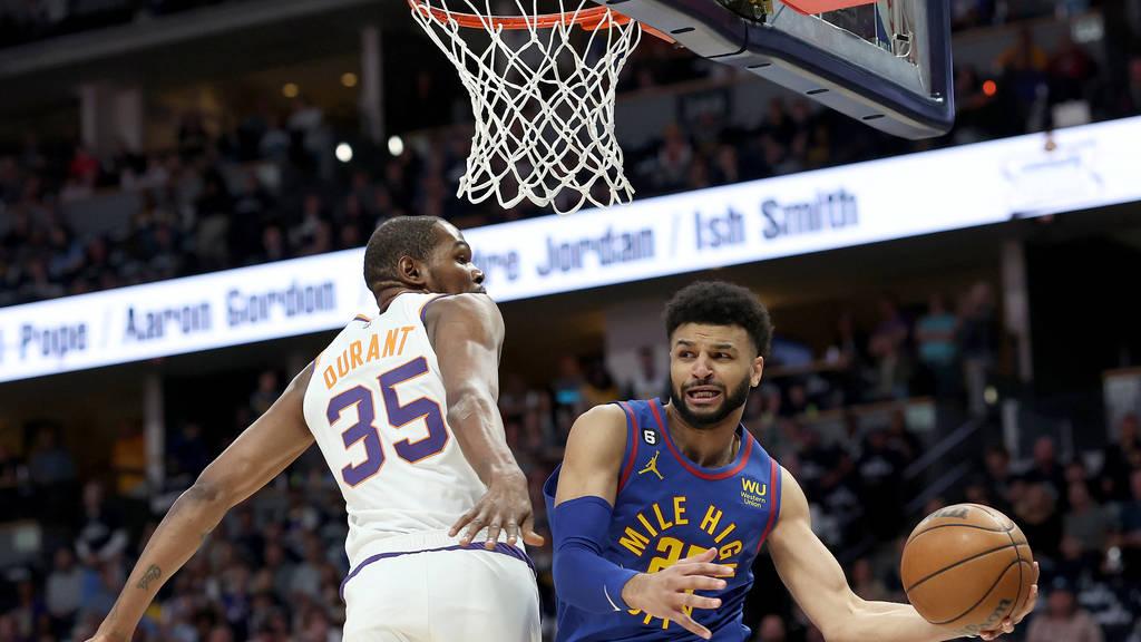 NBA季后赛：约基奇24+19杜兰特两双7失误掘金射太阳总分1-0