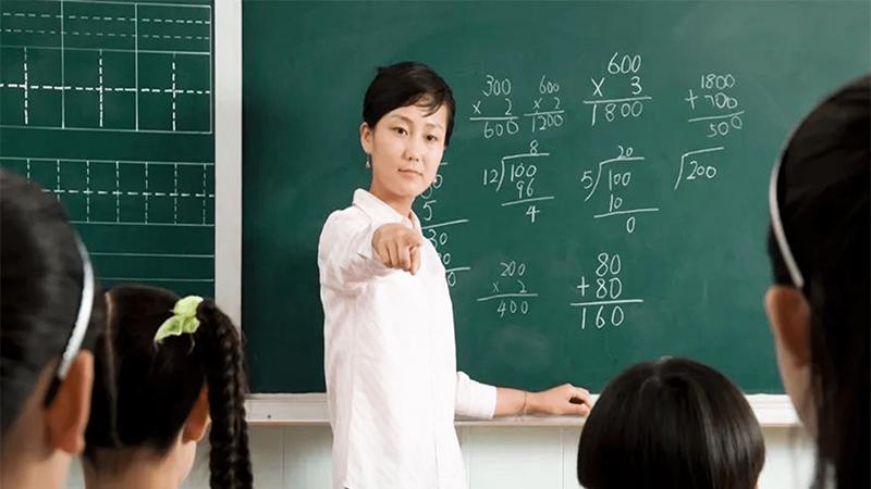 为什么一些从事初高中教育工作的优秀教师不一定是学历非常高的？
