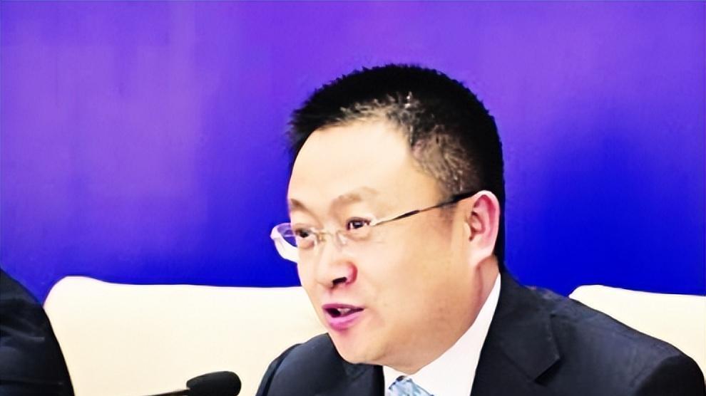 内蒙古“巨贪”马俊飞：22个月受贿1.3亿，却靠独门技巧逃过死刑！