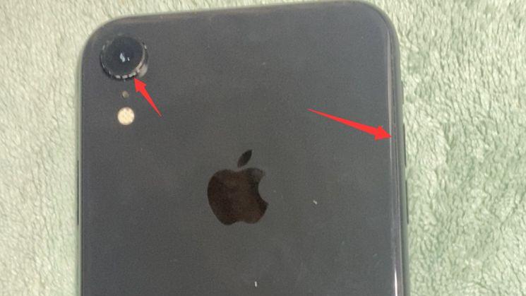 粉丝买到华强北翻新iPhone，商家却说是国行正品！