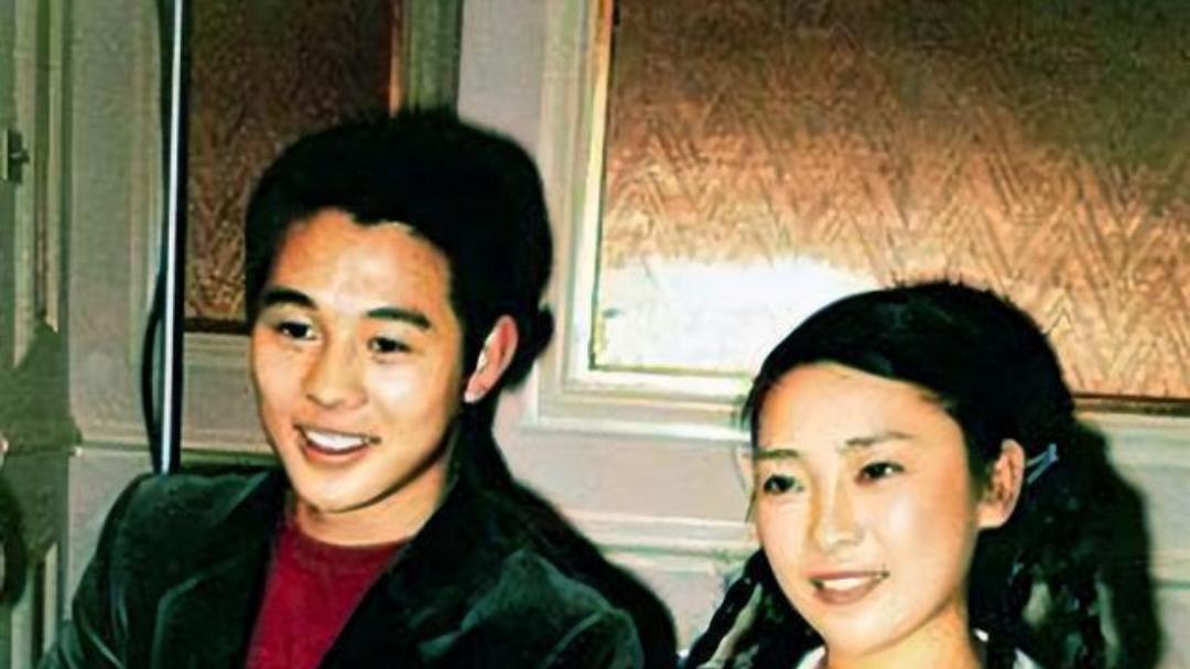 明星背后的真实人生：李连杰与吉雪萍的亲情故事与挑战