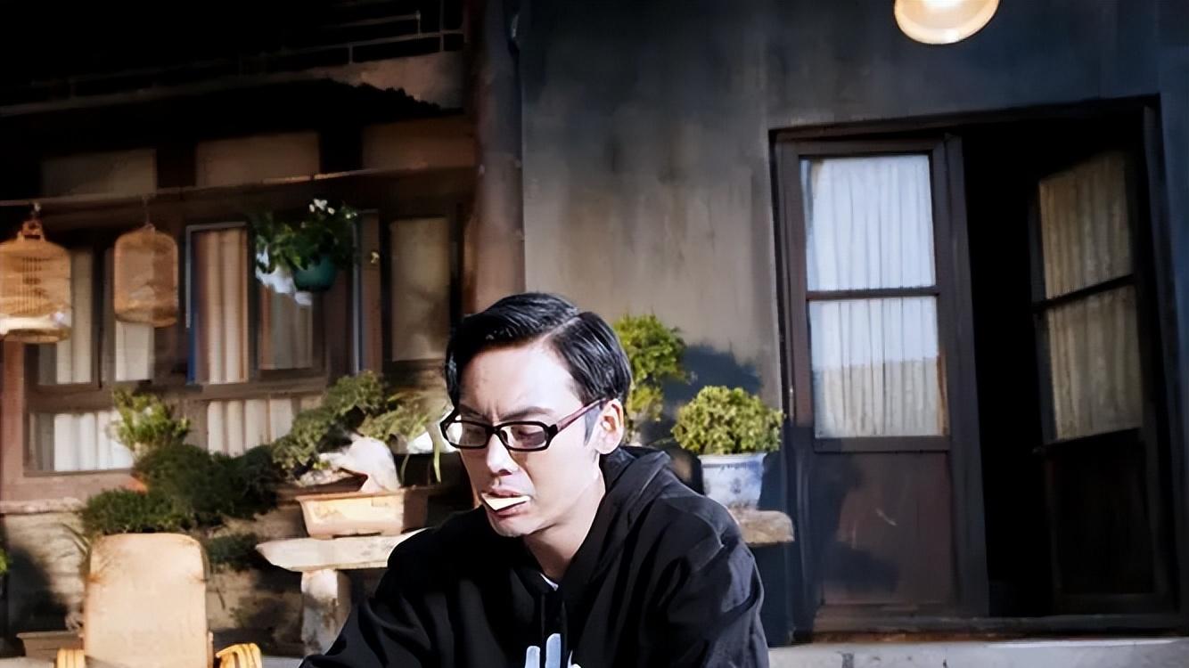 《那件疯狂的小事叫爱情》：寻觅梦想与爱情的奇幻之旅