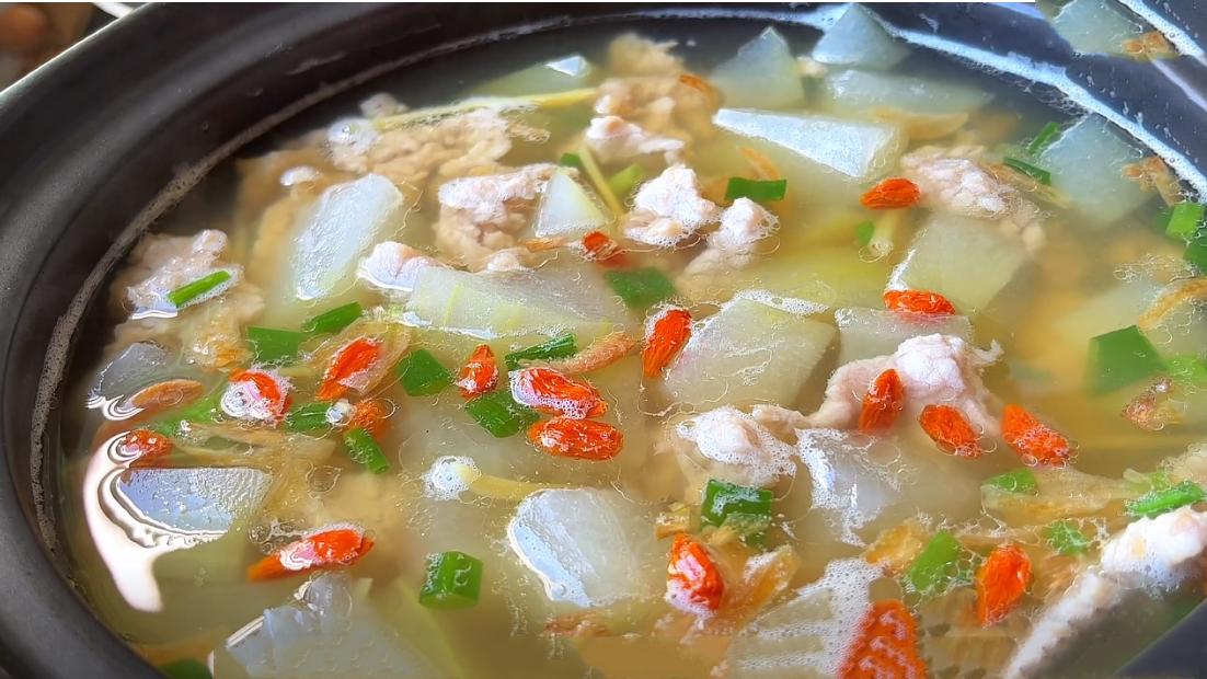 冬天女人要补气血，建议吃这7种食材，益气又驱寒，坚持吃显年轻