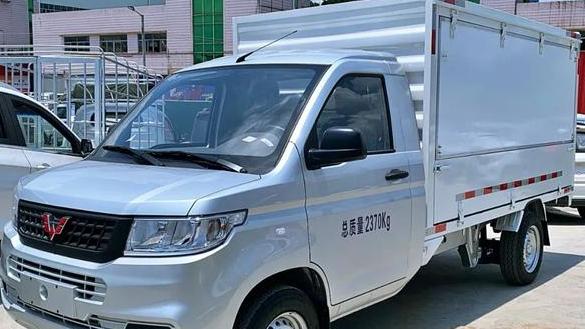 五菱荣光小卡翼开启：实力派工具车的新篇章
