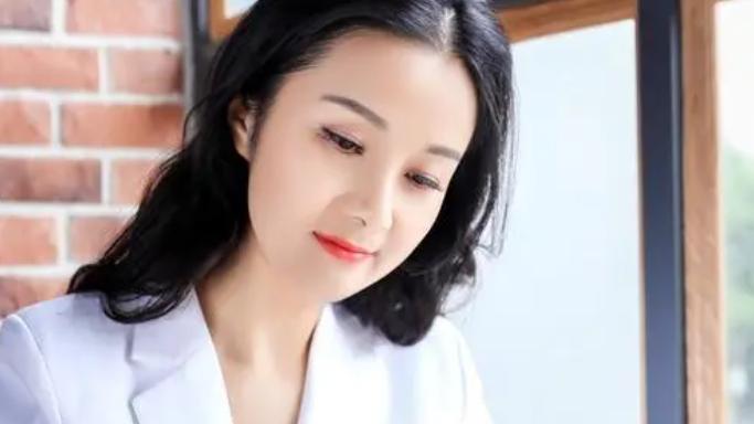 这种无视他人看法的，生活，才是真正的快乐