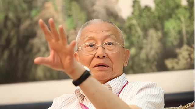 87岁体坛恶人：逼走陈忠排挤郎平，还打压刘国梁？现在报应来了