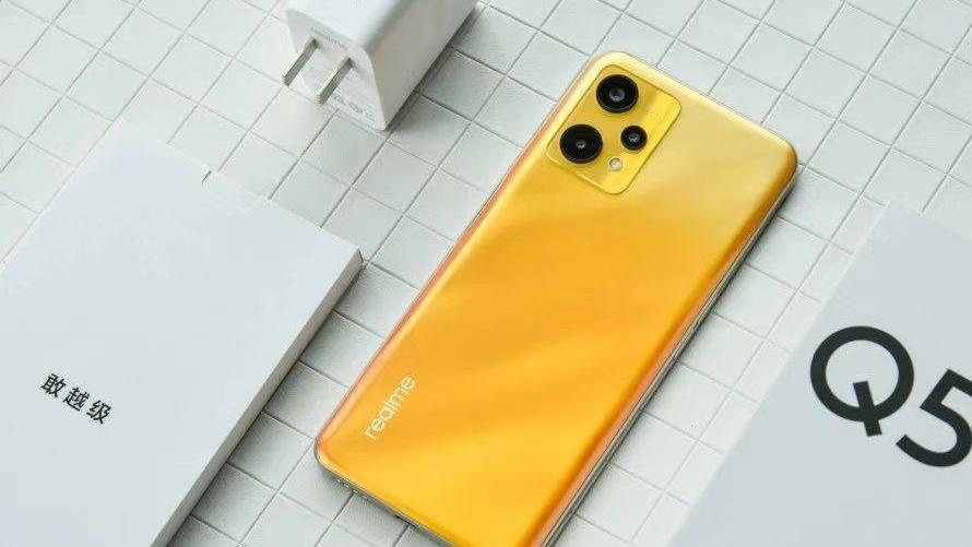 性价比之王：60W闪充+5000mAh+120Hz屏+5G芯片+256G，仅1148元！