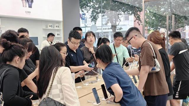 华为Mate60系列供应链订单爆满，出货量不断提高，还有5.5G新品！