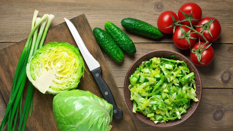 ?黄瓜是“激素瓜”，常吃有毒还致癌？提醒：这种黄瓜确实要少吃