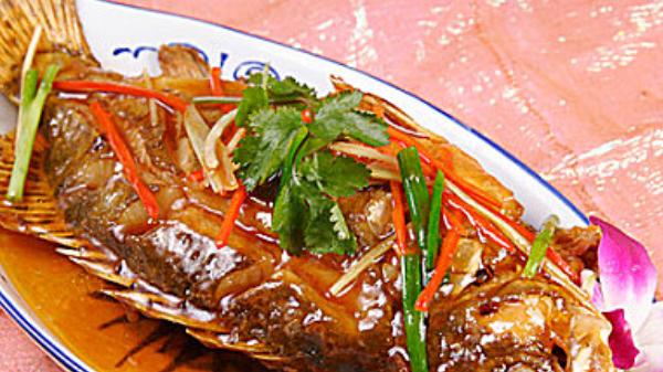 鳜鱼，肥而鲜美，垂涎欲滴