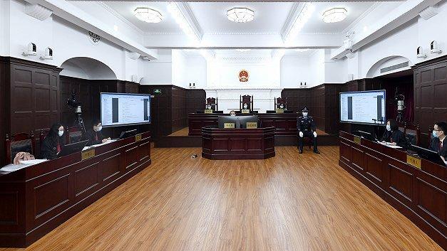 我2岁起就被寄养，父母却要求给弟弟买房，结果太解气了!