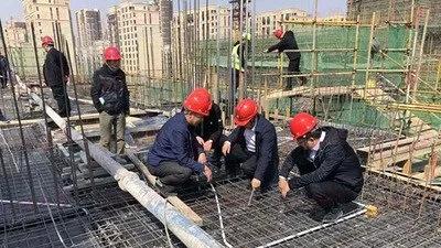 住房和城乡建设局主要负责什么工作？