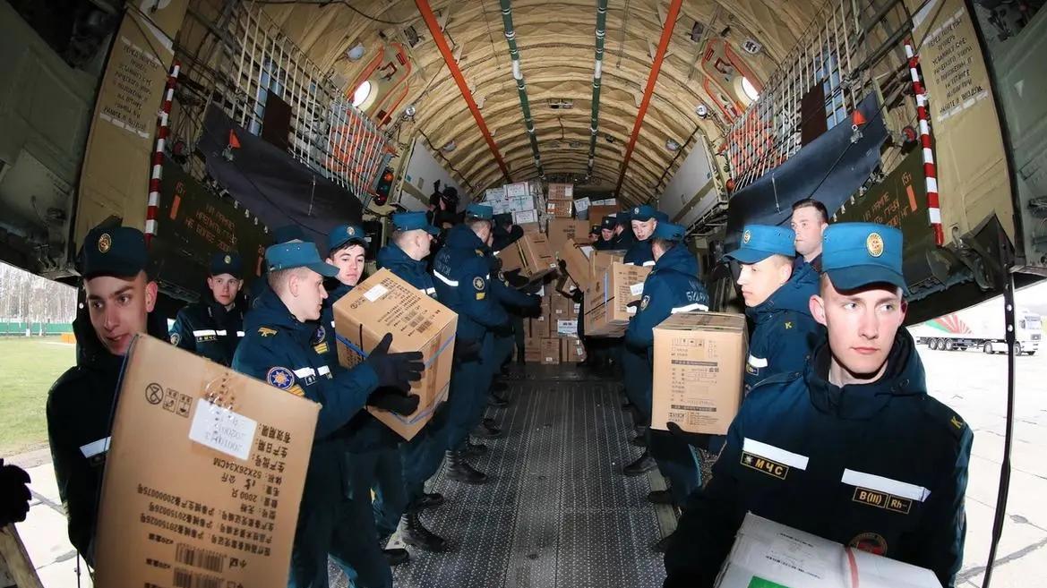 比巴铁还仗义！直接把整条生产线搬到中国，核心技术全部打包转让