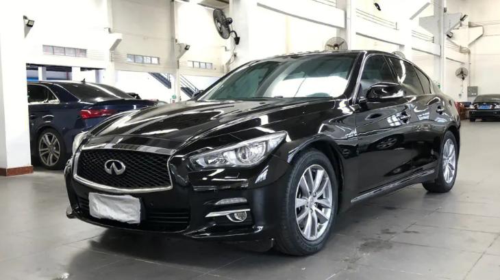 这辆英菲尼迪Q50L的起拍价是什么，经过这么多年的试驾，你觉得怎么样？