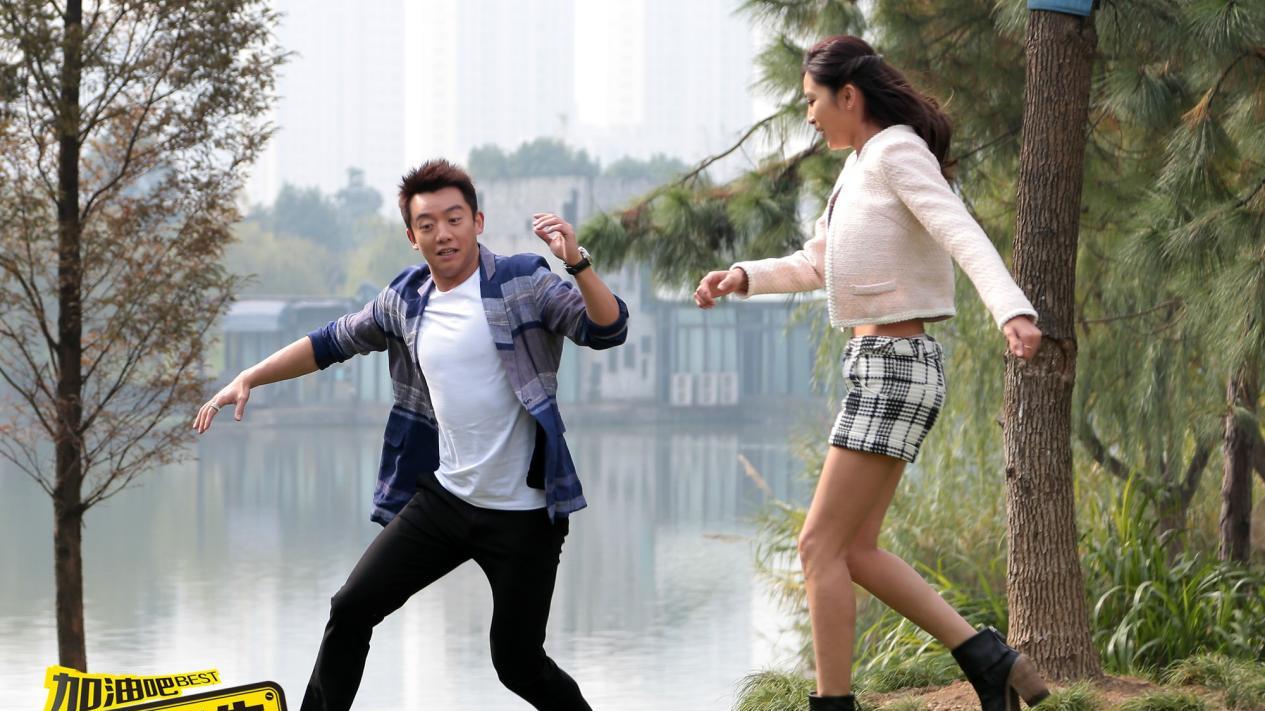 ​电视剧《加油吧实习生》实习生们打打气，这是一部三观正的剧，也是一部有诚意的剧