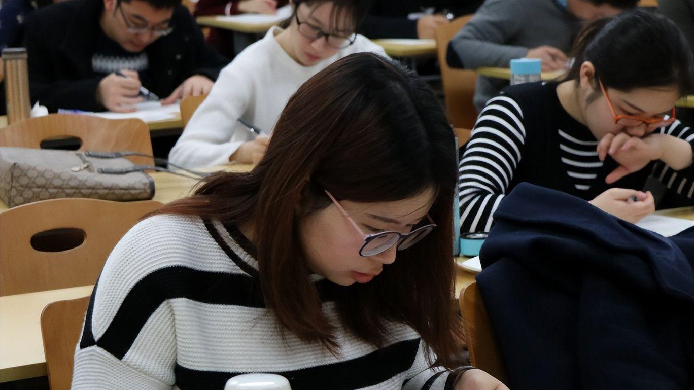 国考过审260万人，5872人都看中了这岗位，为何该岗位热得发烫？