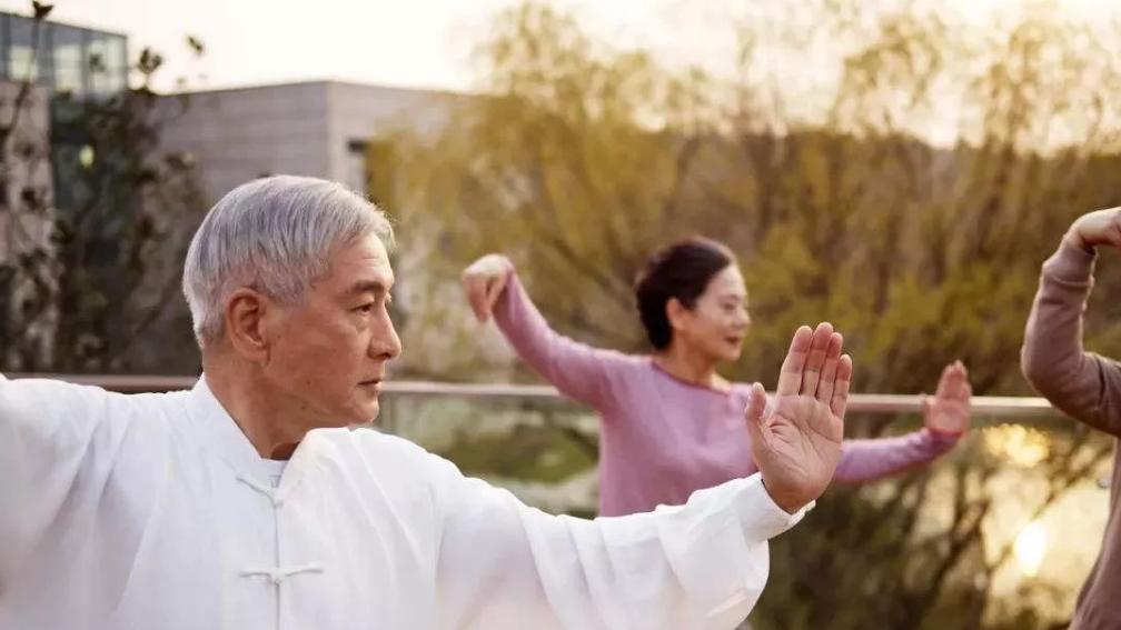 现在做什么工作命最长？养蜂人：平均96岁左右，不算高吧