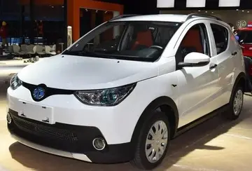 北汽小河马：智能出行新时代，城市代步佳品，驾驶新体验