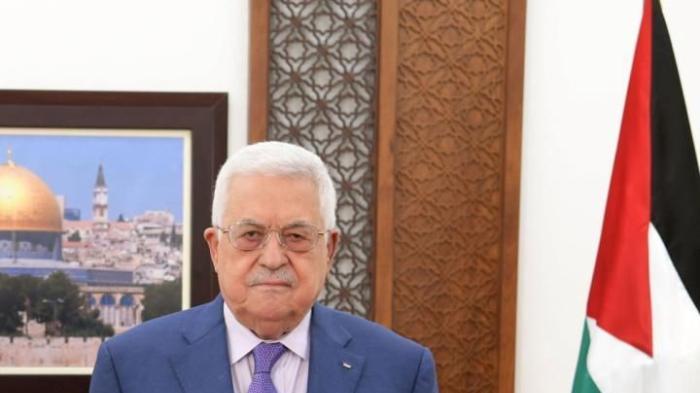 卡斯特罗来华签署多份合作，又一国总统抵达北京，释放强烈信号